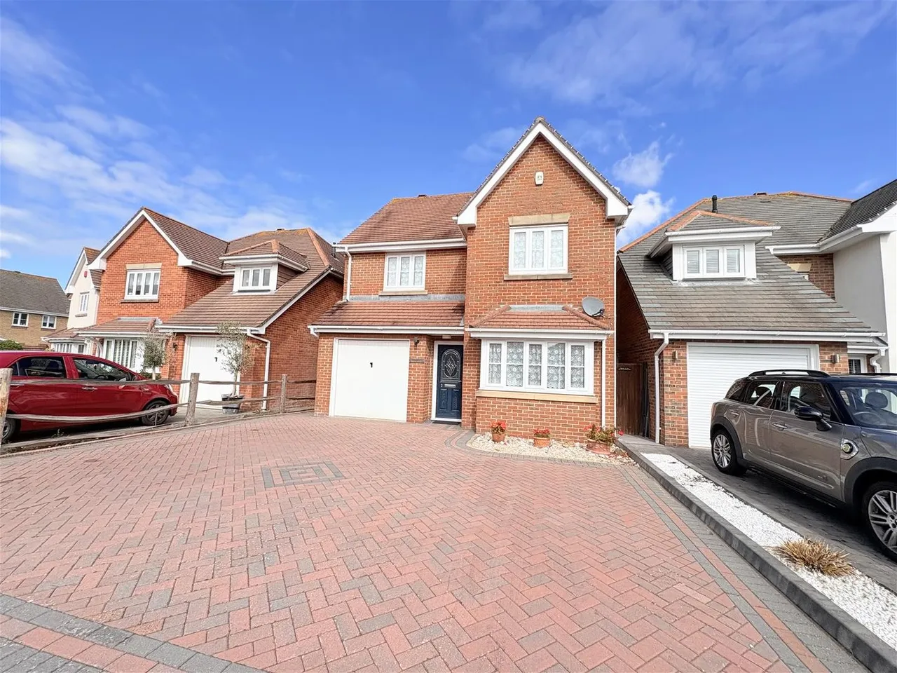 3 bed house for sale — Darwin Close, Lee-On-The-Solent, Lee-On-The-Solent