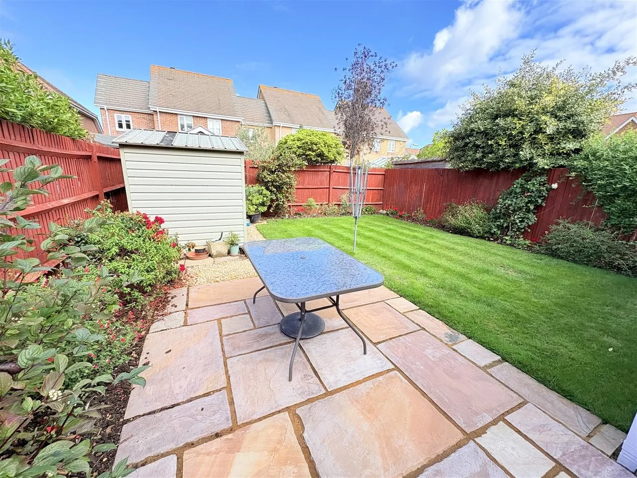 Darwin Close, Lee-On-The-Solent, Lee-On-The-Solent, photo 8