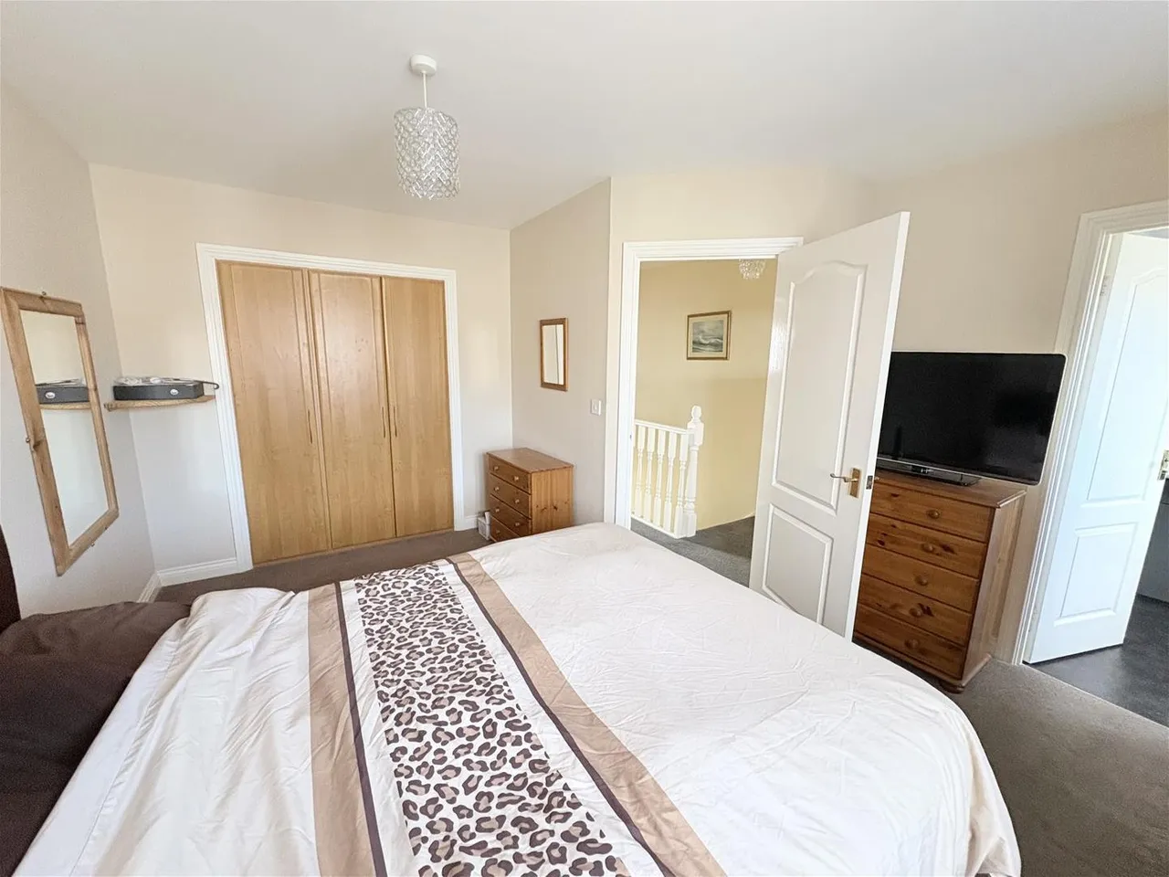 Darwin Close, Lee-On-The-Solent, Lee-On-The-Solent, photo 6