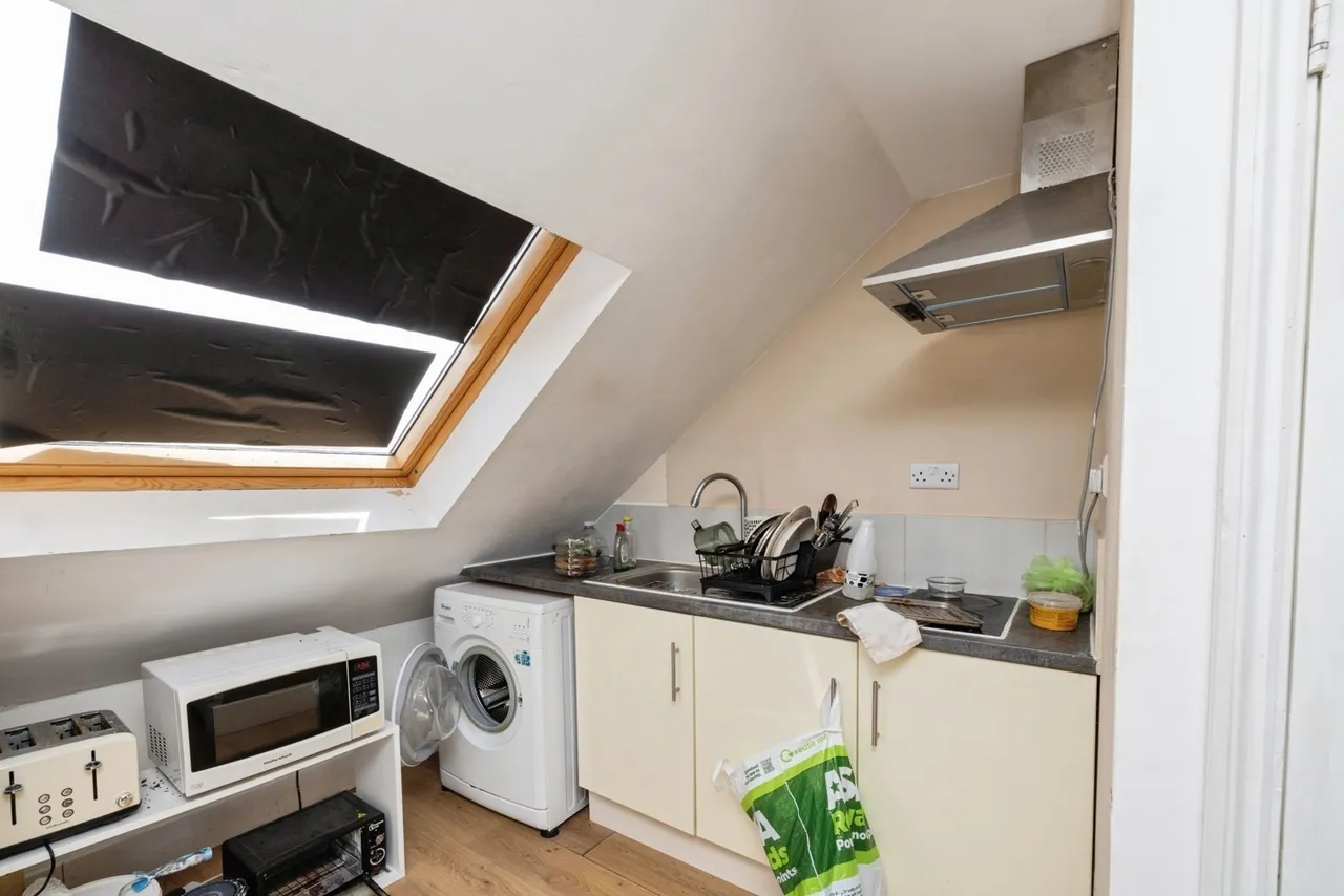 Polsted Road, London, SE6, photo 13