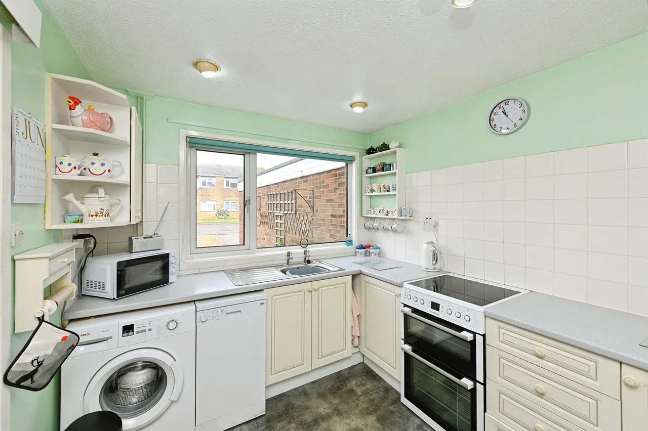 Charlock, King's Lynn, PE30, photo 3