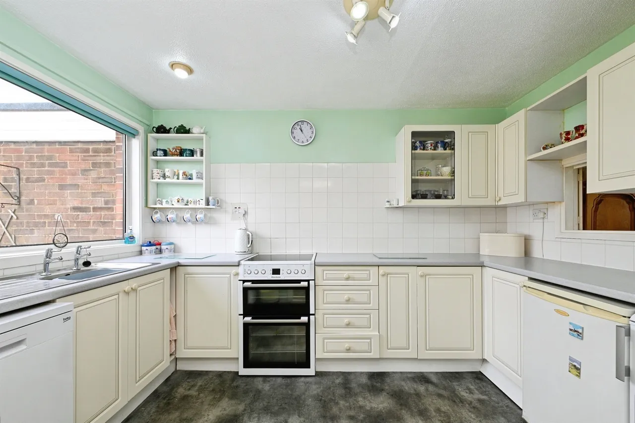 Charlock, King's Lynn, PE30, photo 2