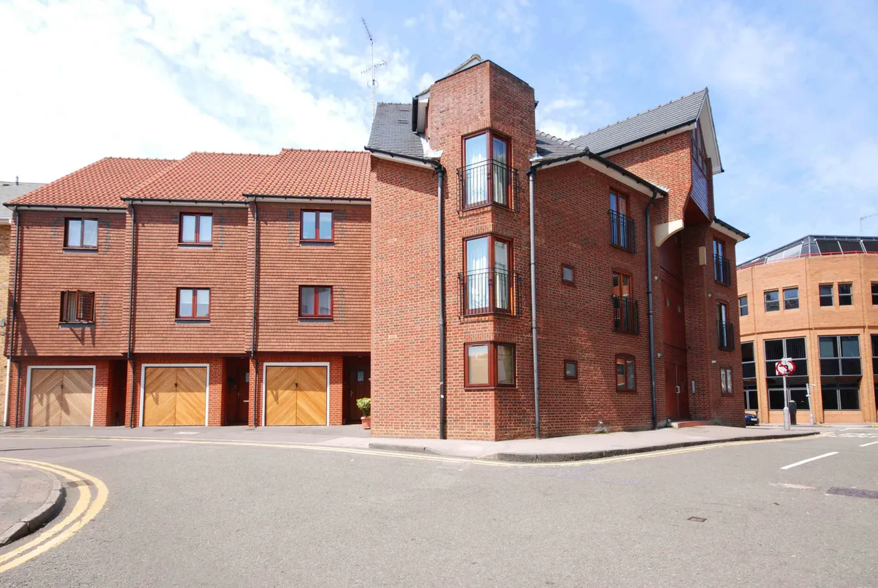 2 bed flat to rent, Kingston upon Thames, KT1