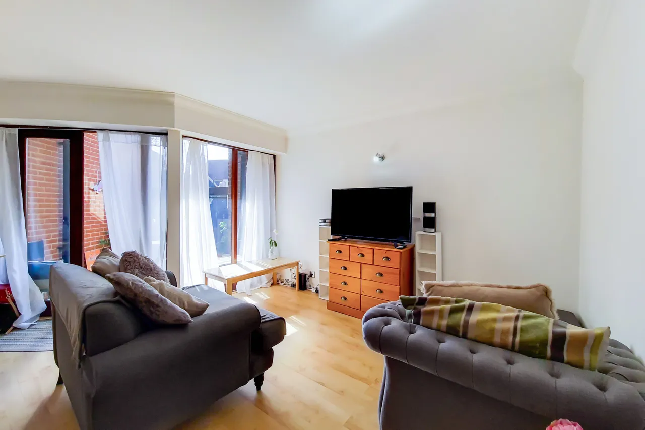 Kingston upon Thames, KT1, photo 17