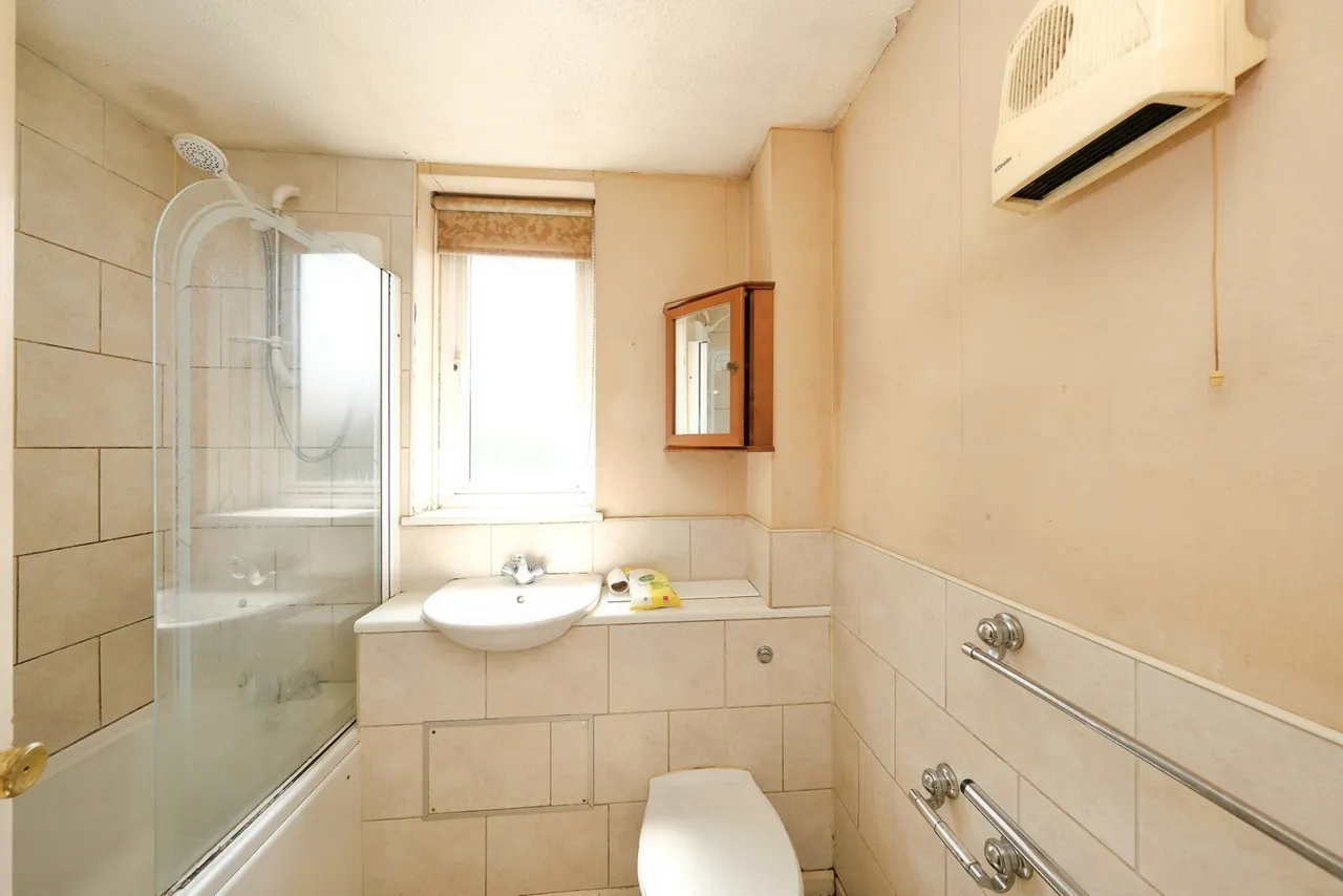 Curlew Wharf, Nottingham, NG7, photo 2