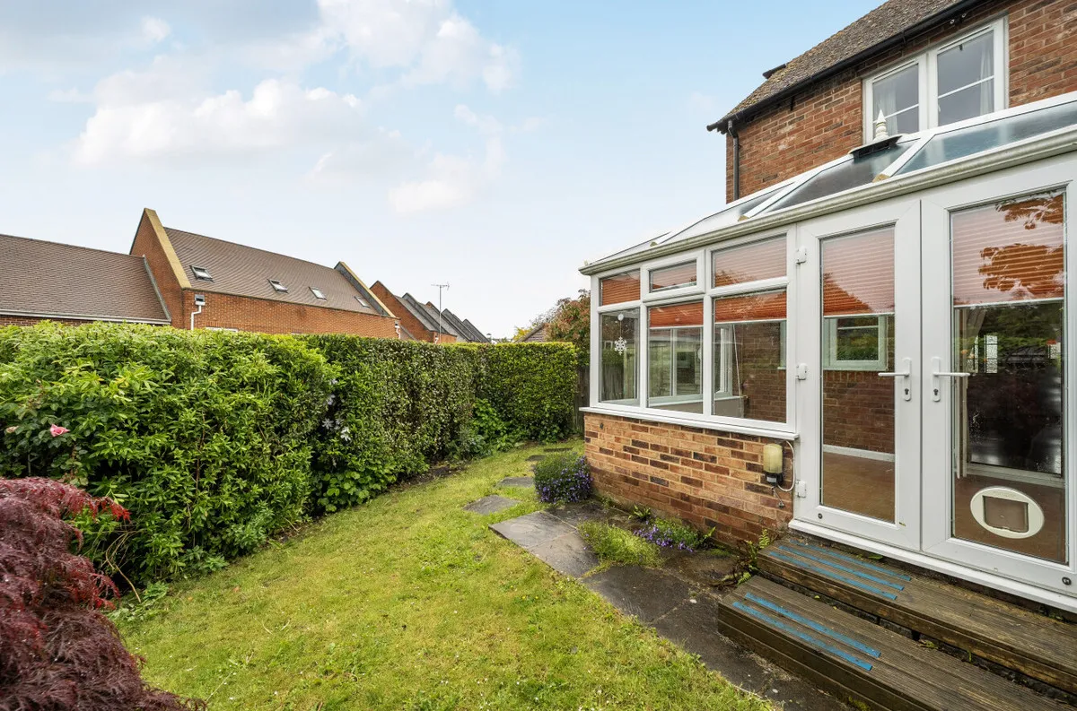 Pulborough, RH20 1DH, photo 17