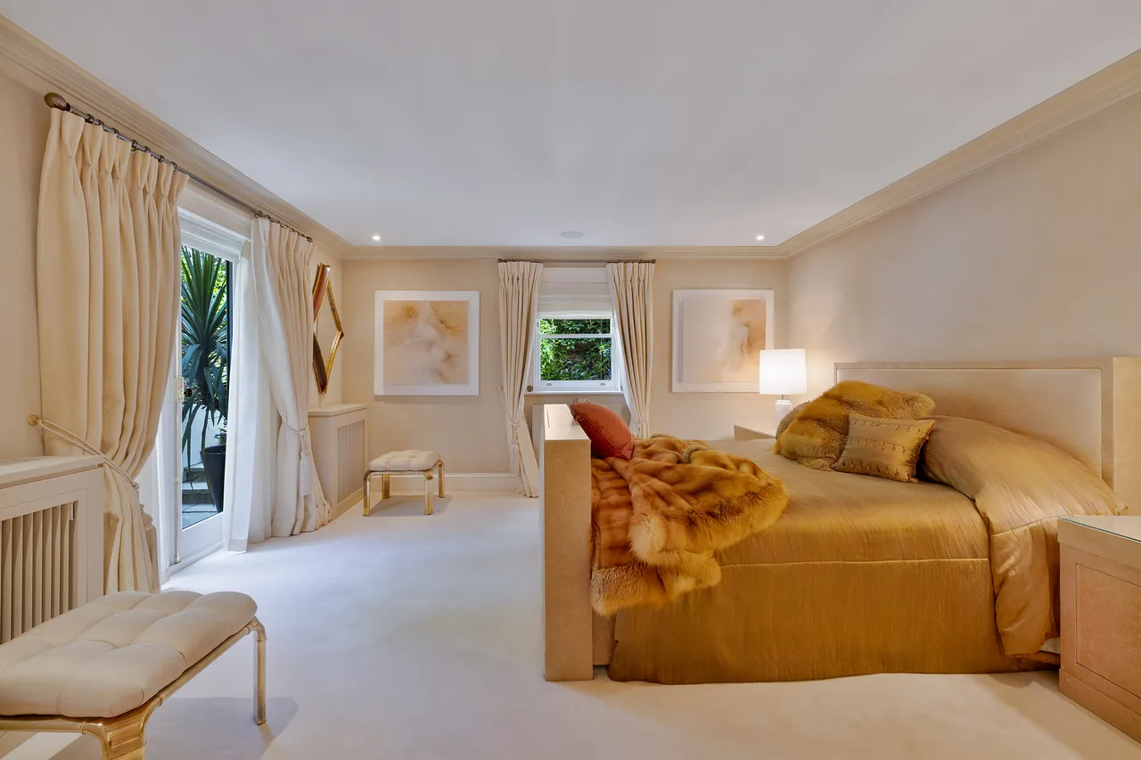 Cadogan Place, Belgravia, SW1X, photo 17