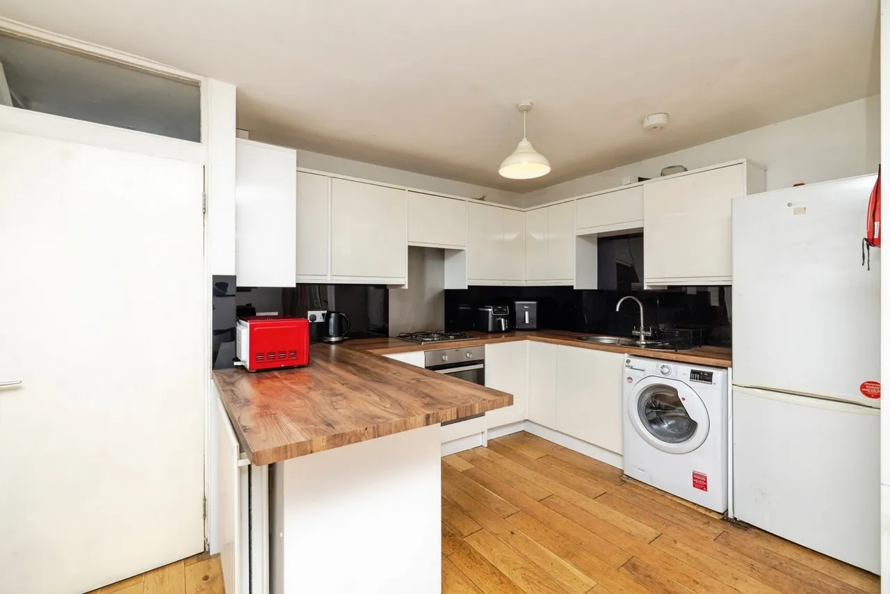 Cedars Road, London, SW4, photo 10