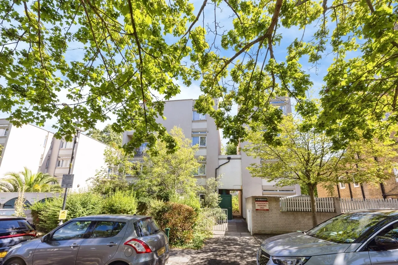 Cedars Road, London, SW4, photo 4
