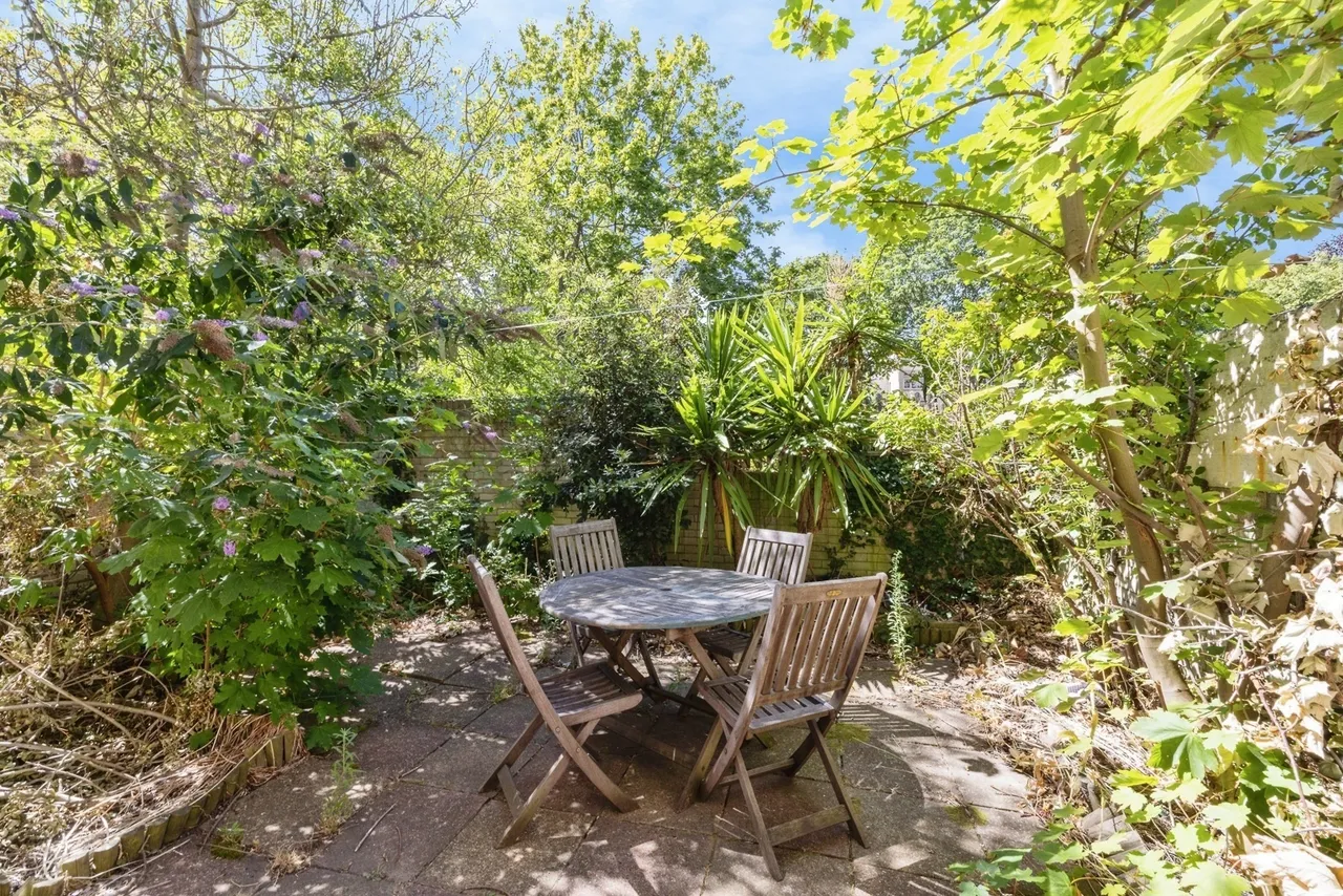 Cedars Road, London, SW4, photo 15