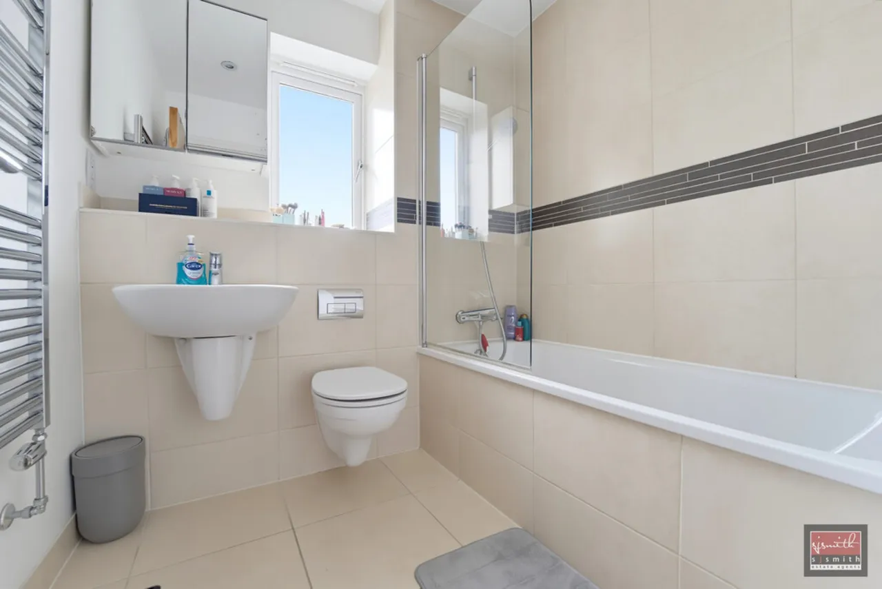Longford Way, Stanwell, TW19, photo 16