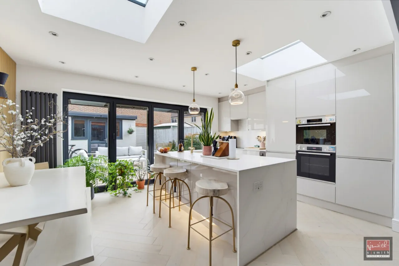 Longford Way, Stanwell, TW19, photo 2