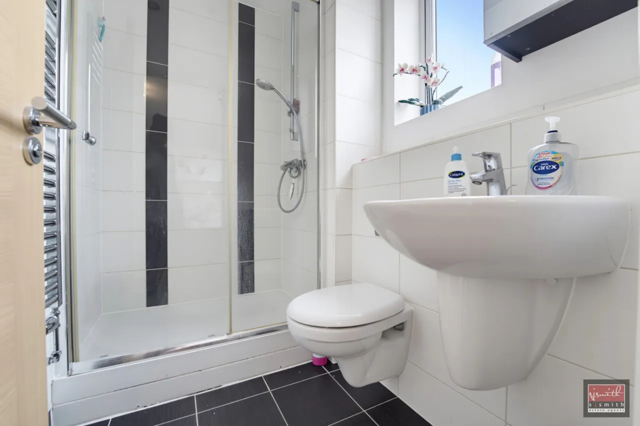 Longford Way, Stanwell, TW19, photo 21