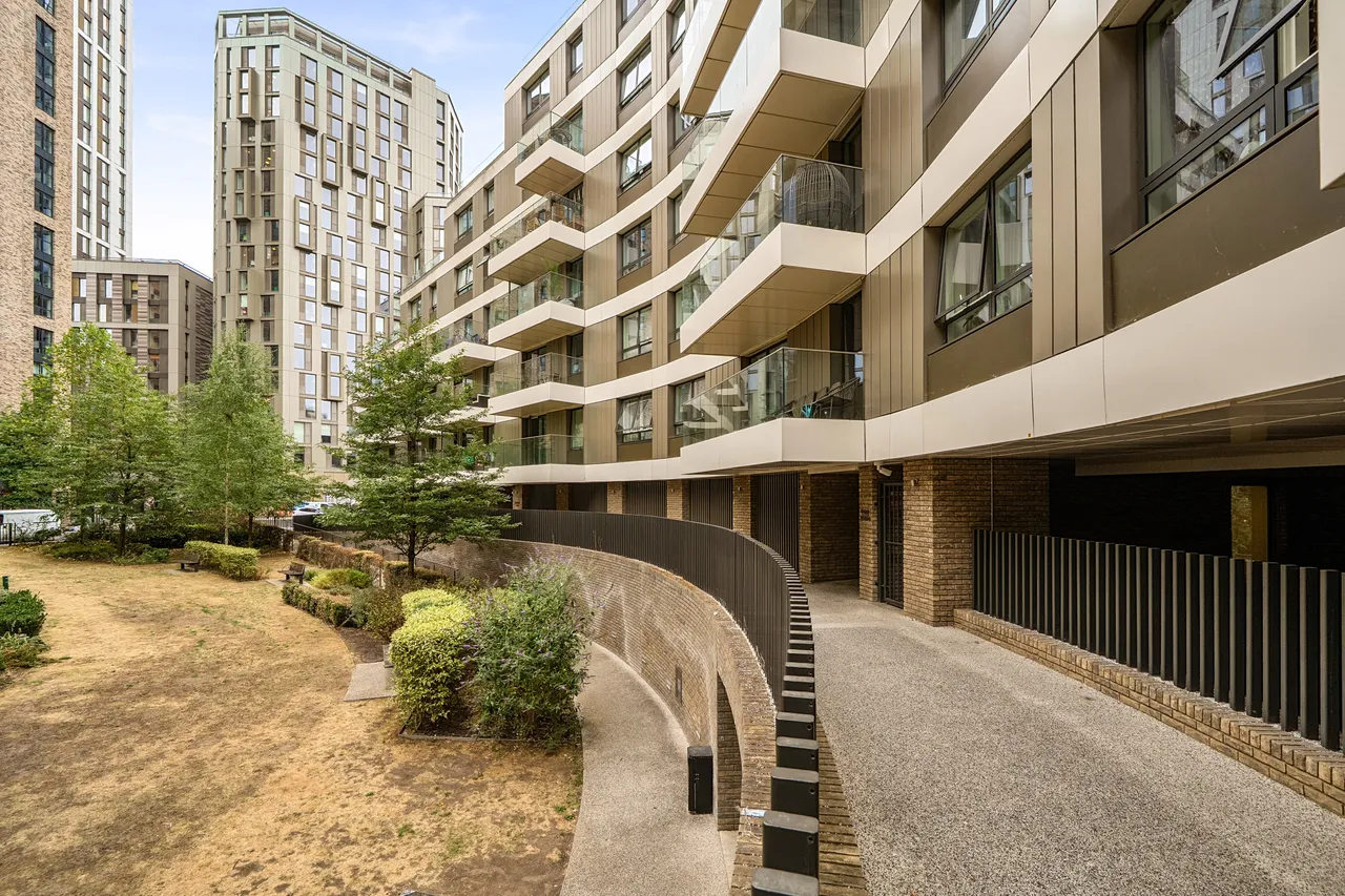 Flat 13, Dunn House, WEMBLEY, photo 11