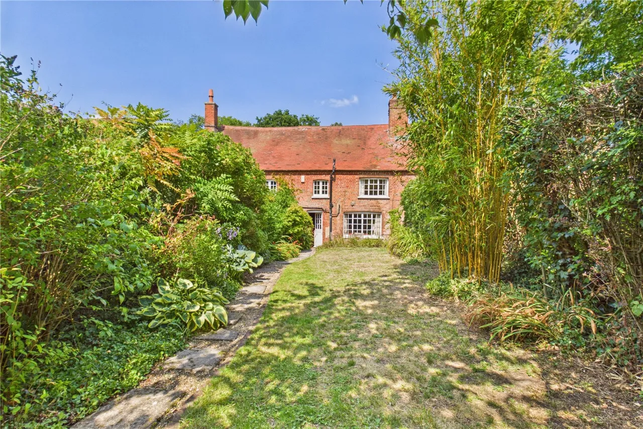 Reading Road, Padworth Common, RG7, photo 12