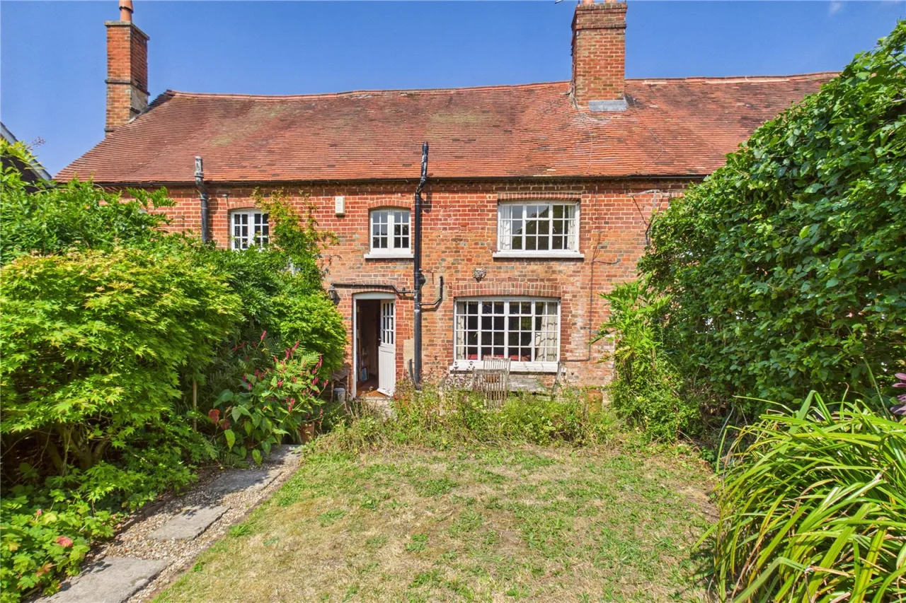 Reading Road, Padworth Common, RG7, photo 11