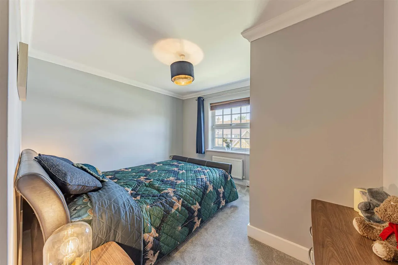 Chapman Fields, Cliffsend, Ramsgate, Kent, CT12 5LB, photo 26