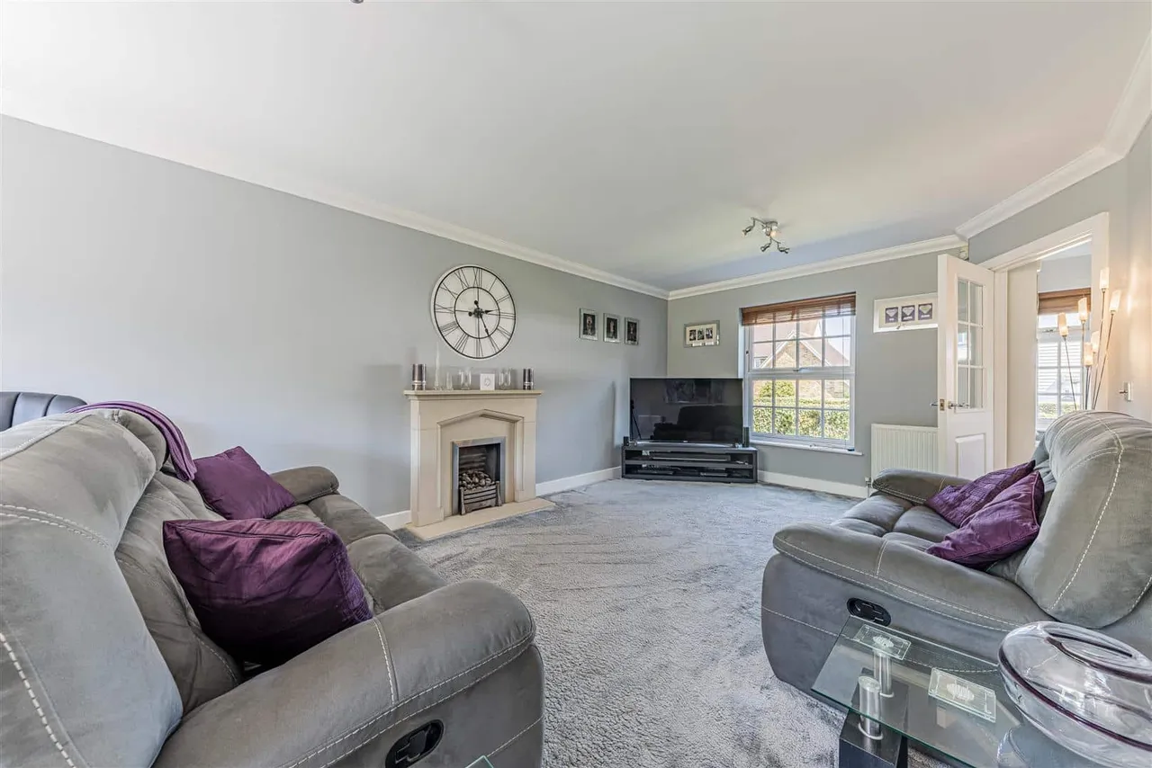 Chapman Fields, Cliffsend, Ramsgate, Kent, CT12 5LB, photo 13