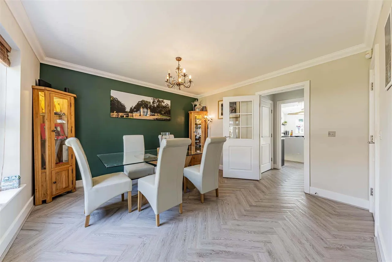 Chapman Fields, Cliffsend, Ramsgate, Kent, CT12 5LB, photo 15