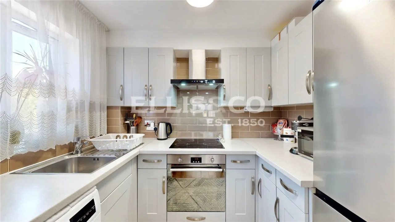 Conifer Way, Wembley, HA0, photo 6