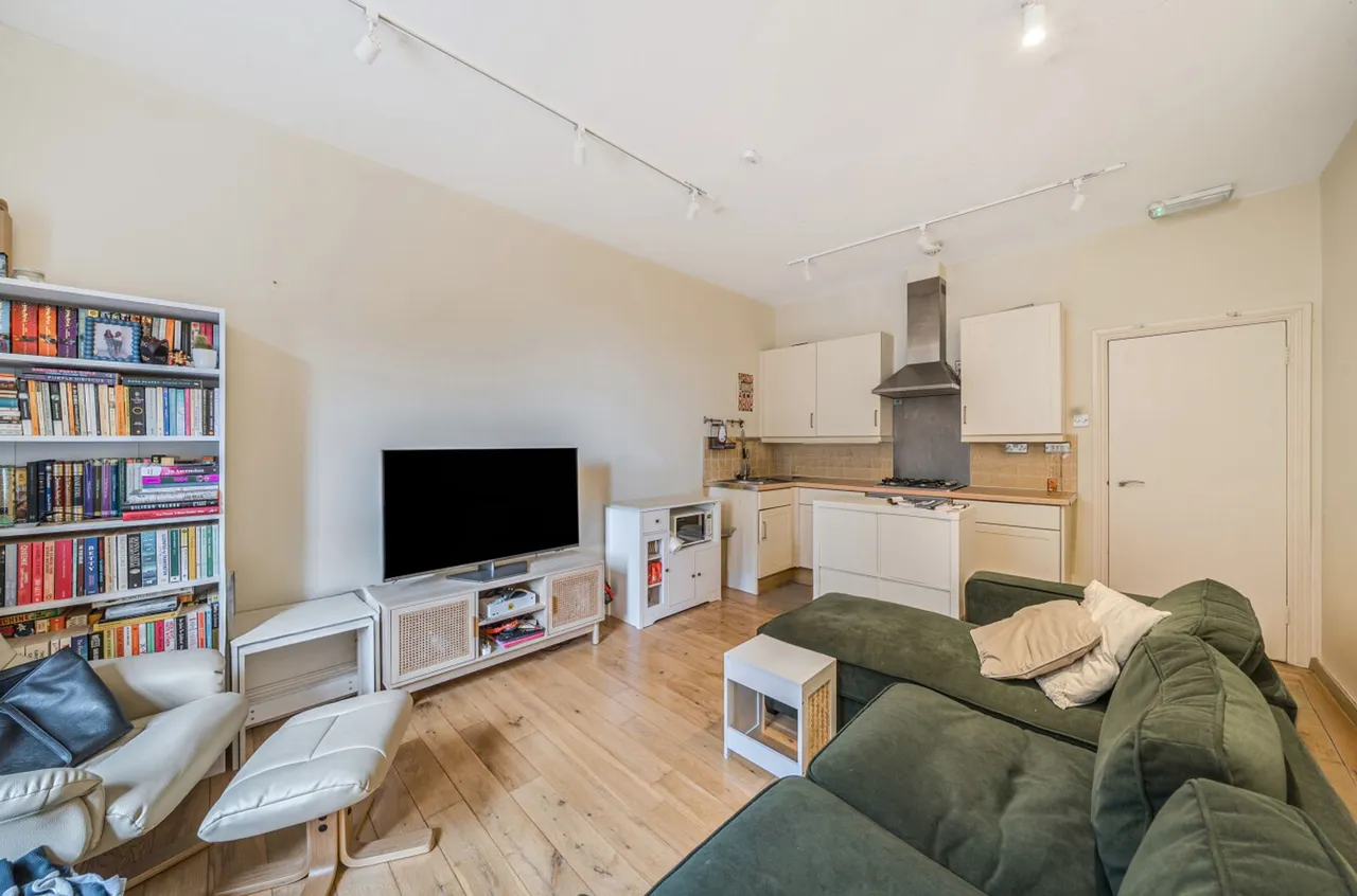 Flat 47, Oval Mansions Kennington Oval, London, London, SE11 5SQ, photo 10