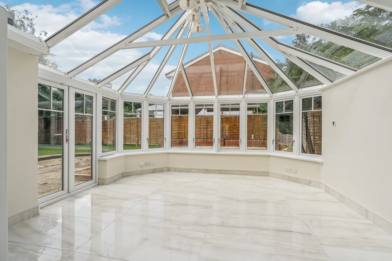 Wexham Street, Slough, SL3, photo 6