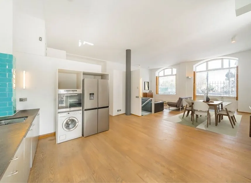 3 bed flat for sale — York Way, Kentish Town, N7