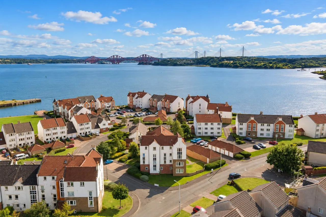 The Moorings, Dalgety Bay, KY11, photo 2