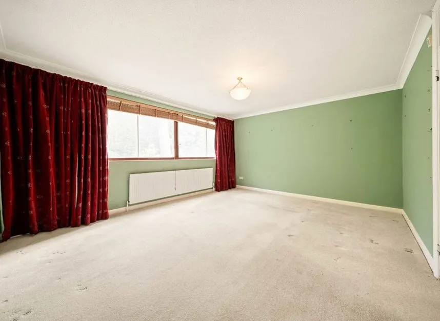 Sovereign Close, Ealing, W5, photo 4