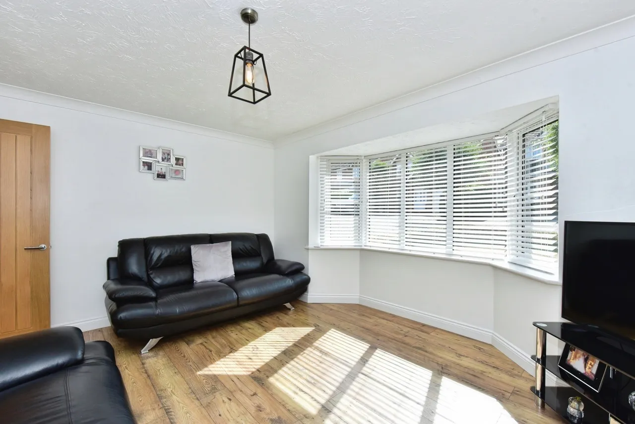 Crofters Close, Killamarsh, Sheffield, Derbyshire, S21, photo 8