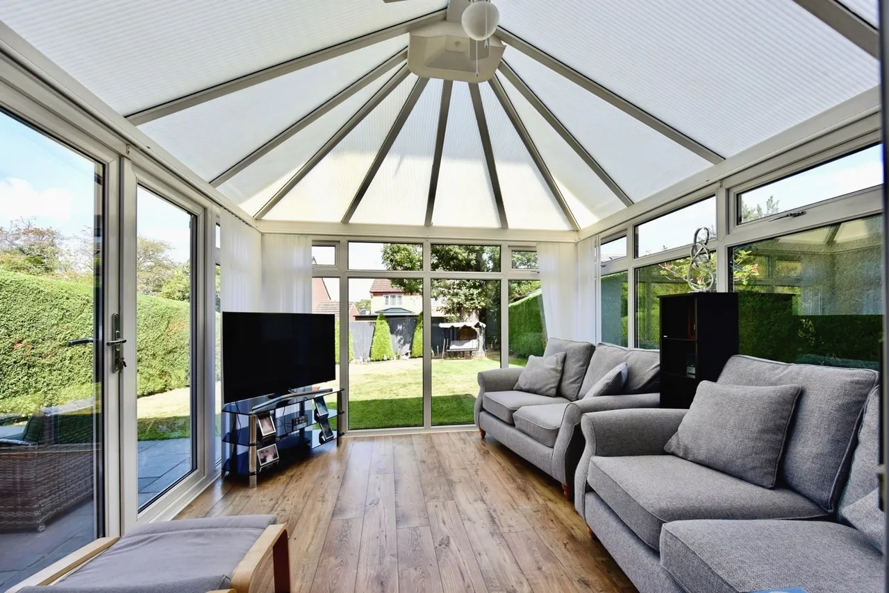 Crofters Close, Killamarsh, Sheffield, Derbyshire, S21, photo 4