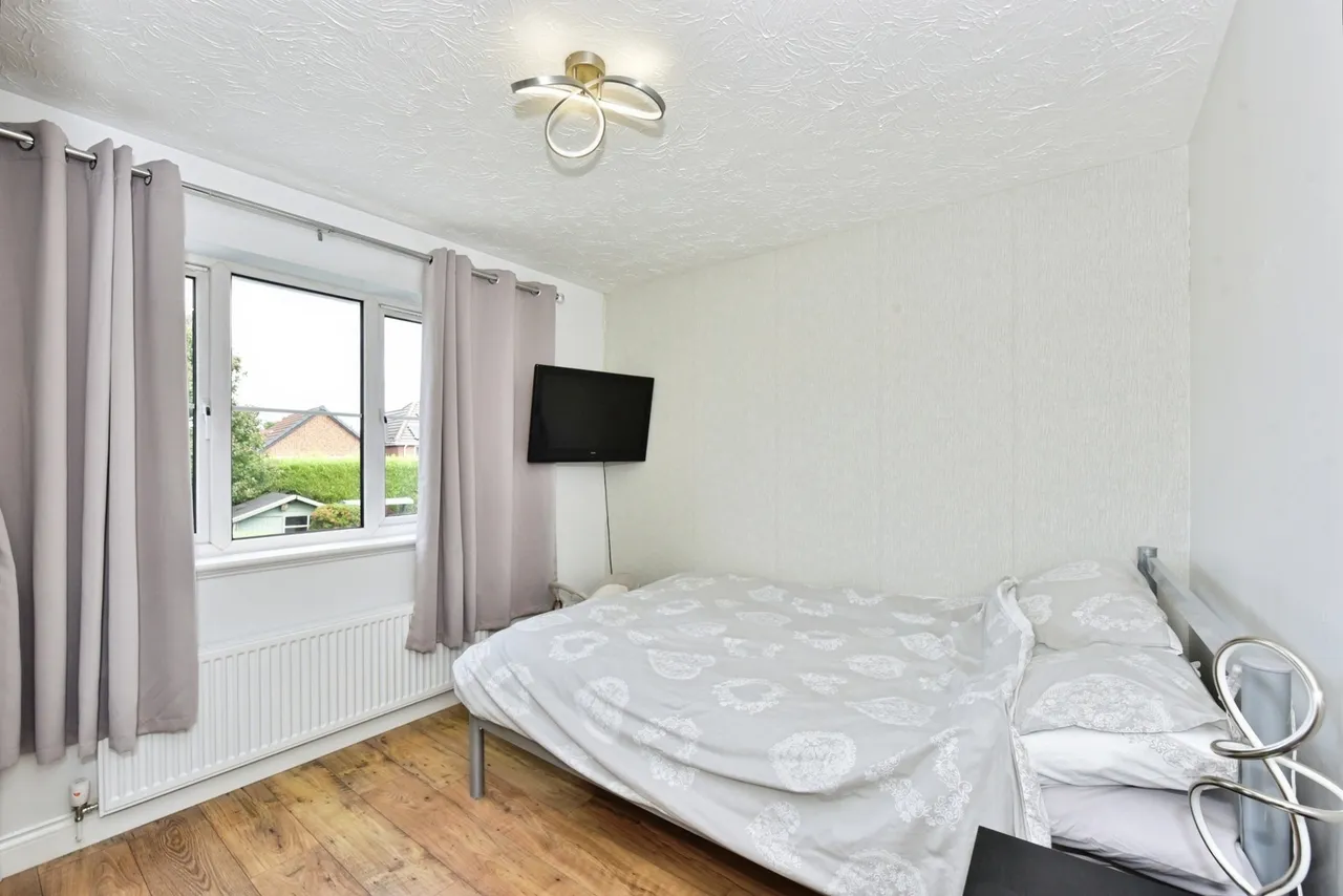 Crofters Close, Killamarsh, Sheffield, Derbyshire, S21, photo 18