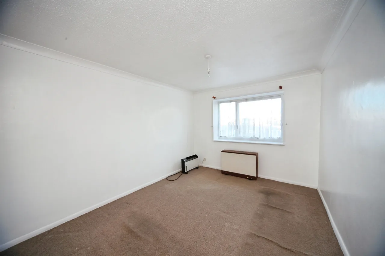 Copenhagen Close, Luton, LU3, photo 6