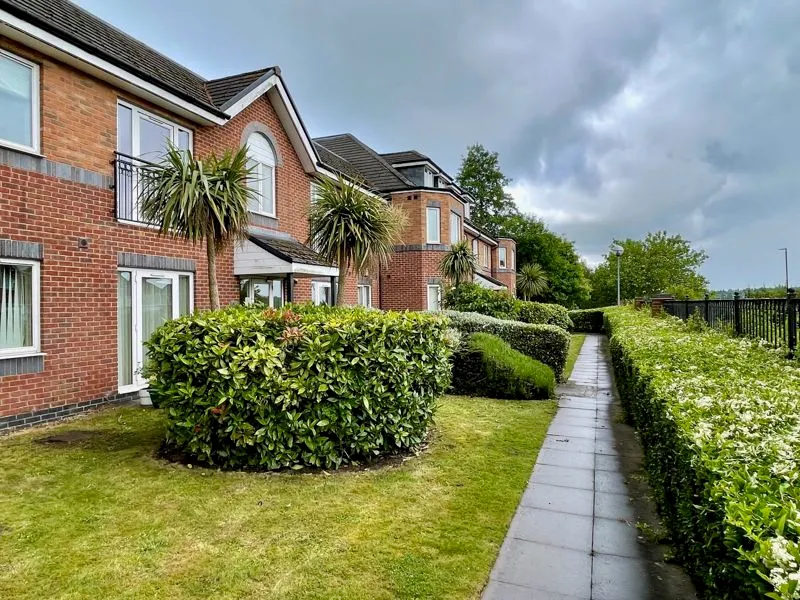 2 bed flat for sale, Greenholm Road, Great Barr, B44