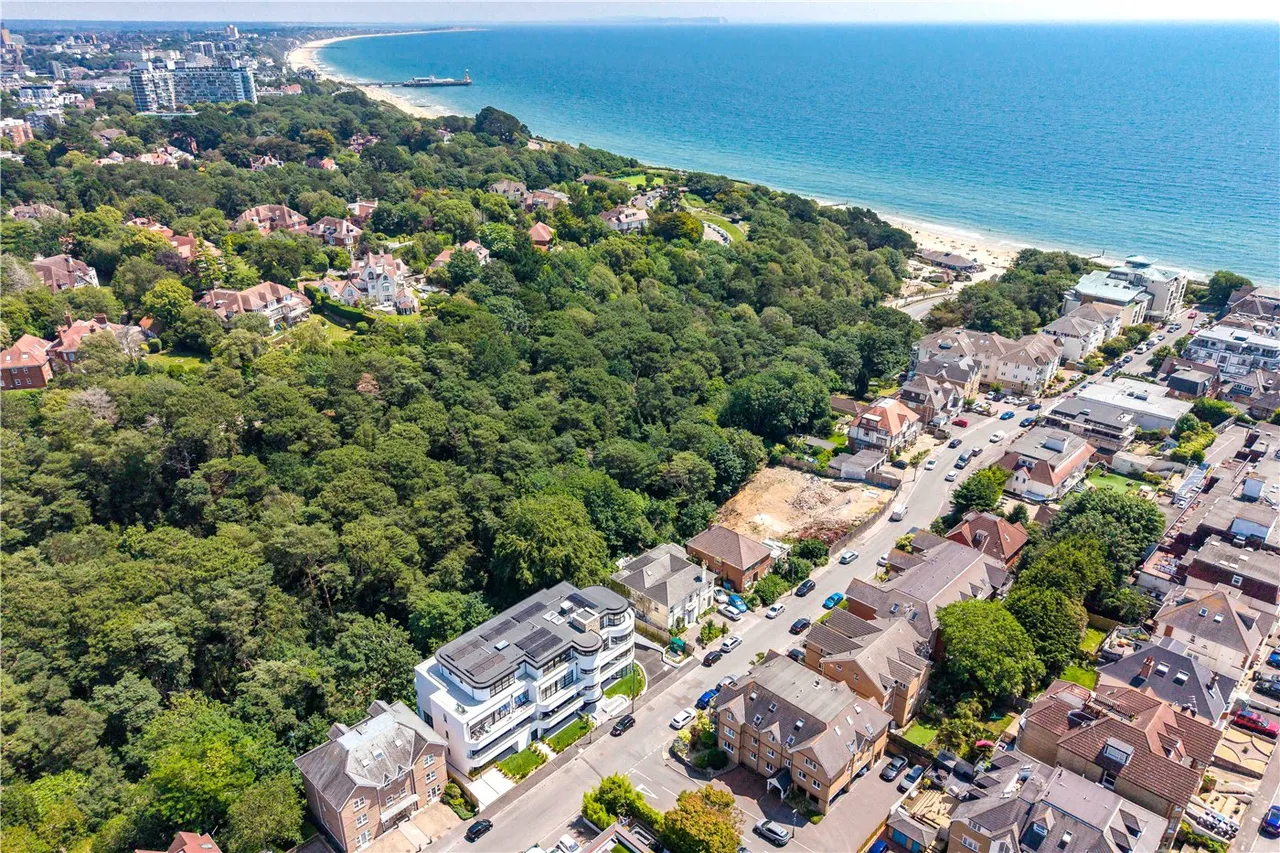 Studland Road, Bournemouth, BH4, photo 22