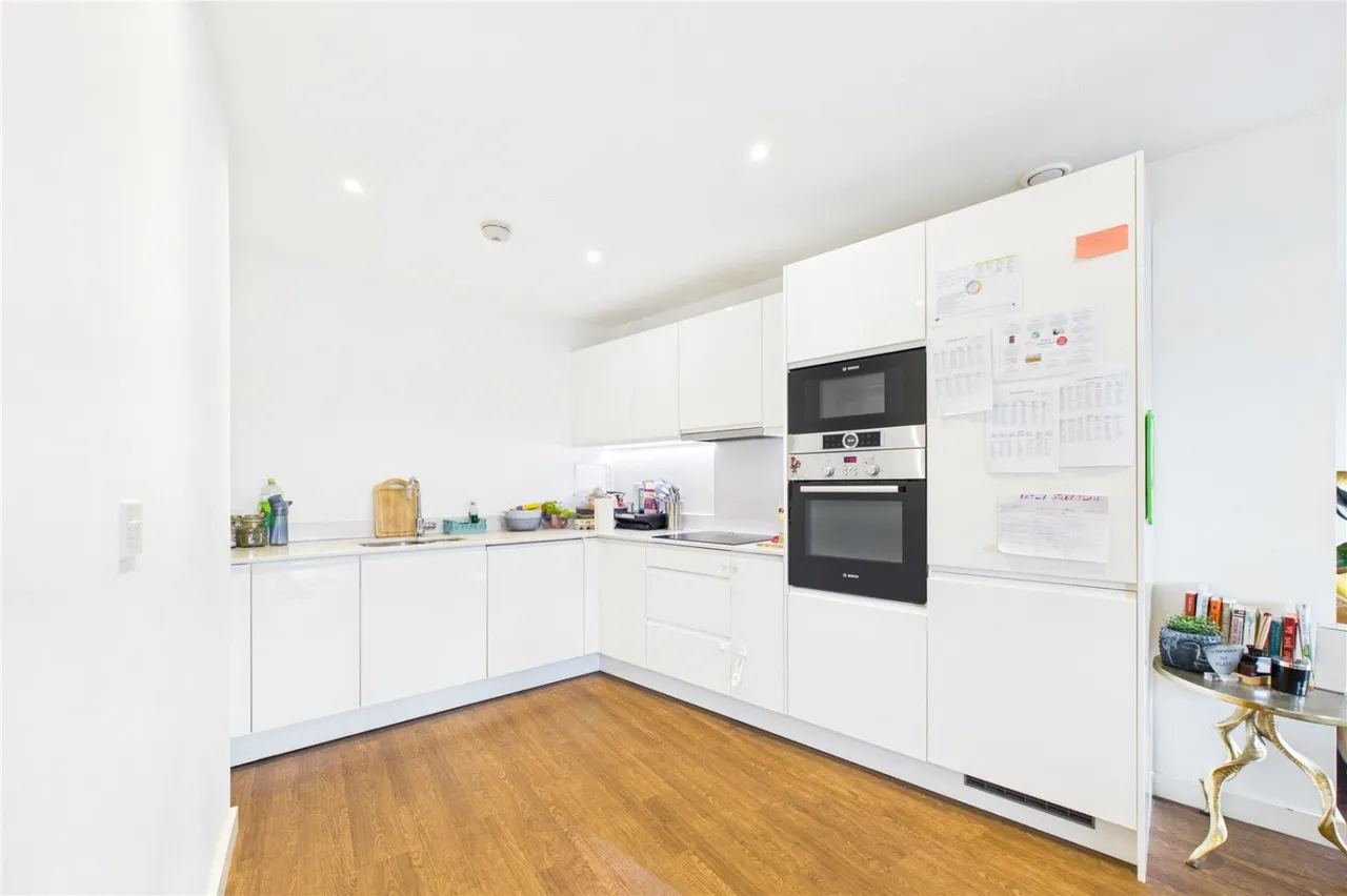 Howard Road, Stanmore, HA7, photo 2