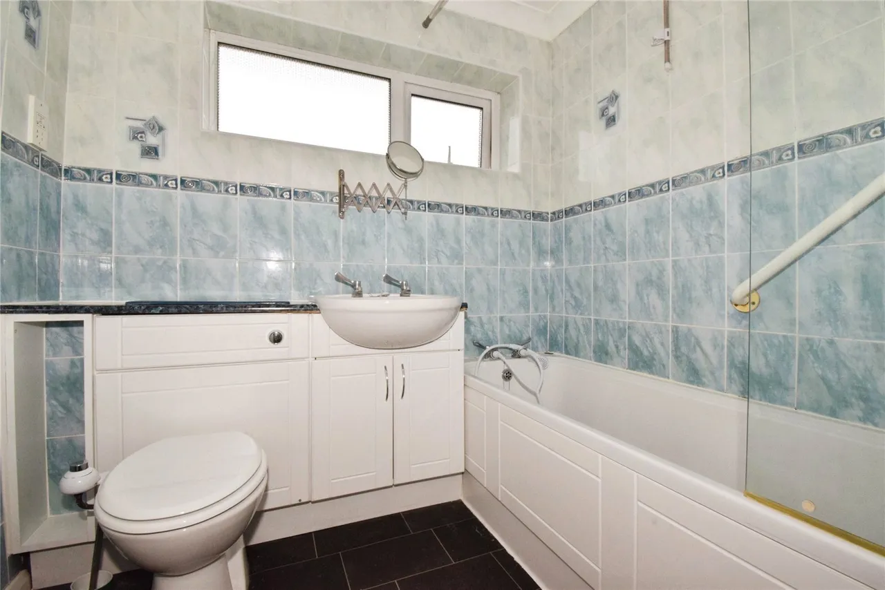 Hampton Close, Wigston, LE18, photo 10
