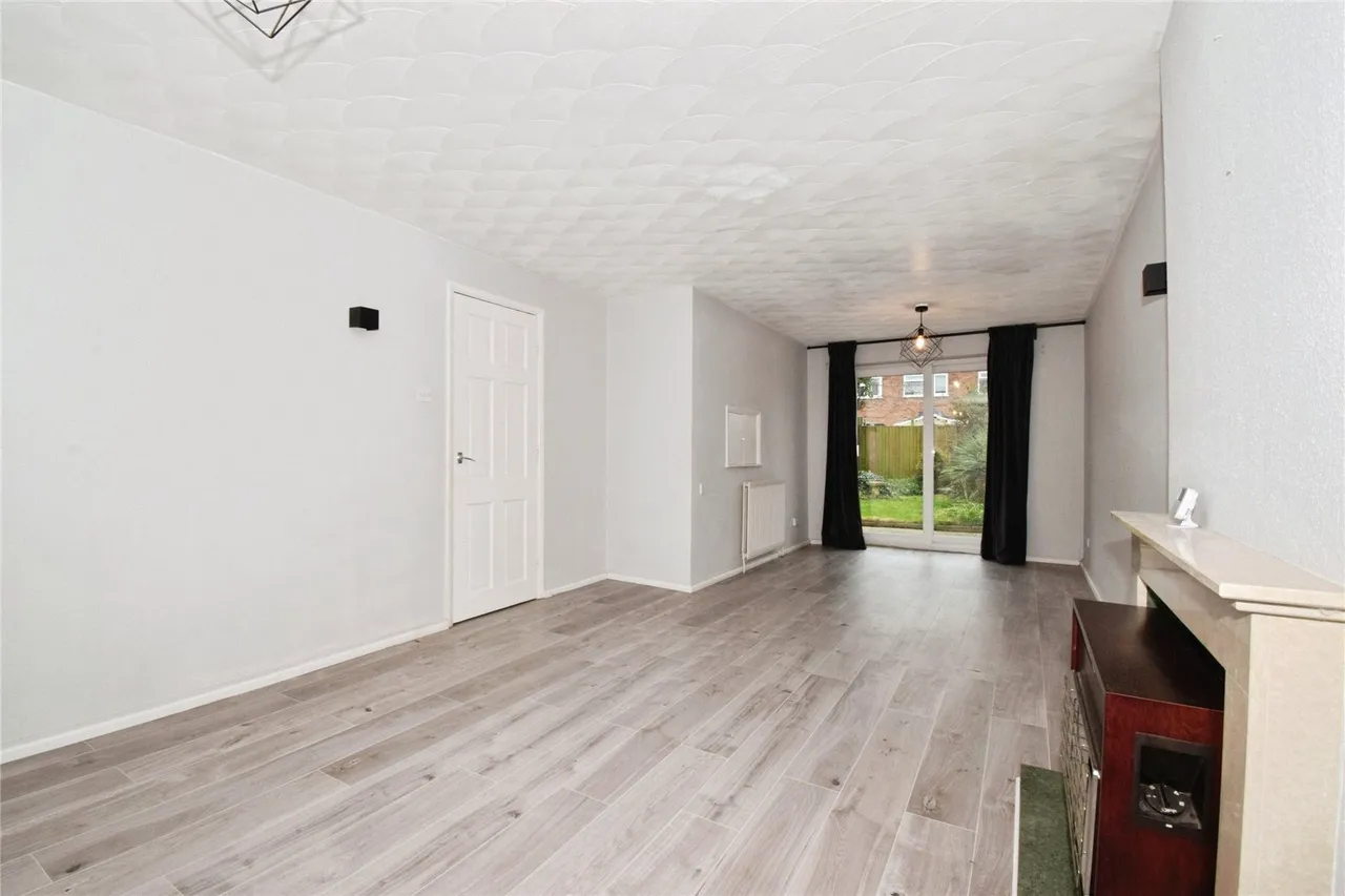 Hampton Close, Wigston, LE18, photo 2