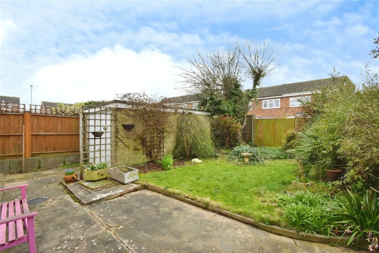 Hampton Close, Wigston, LE18, photo 11