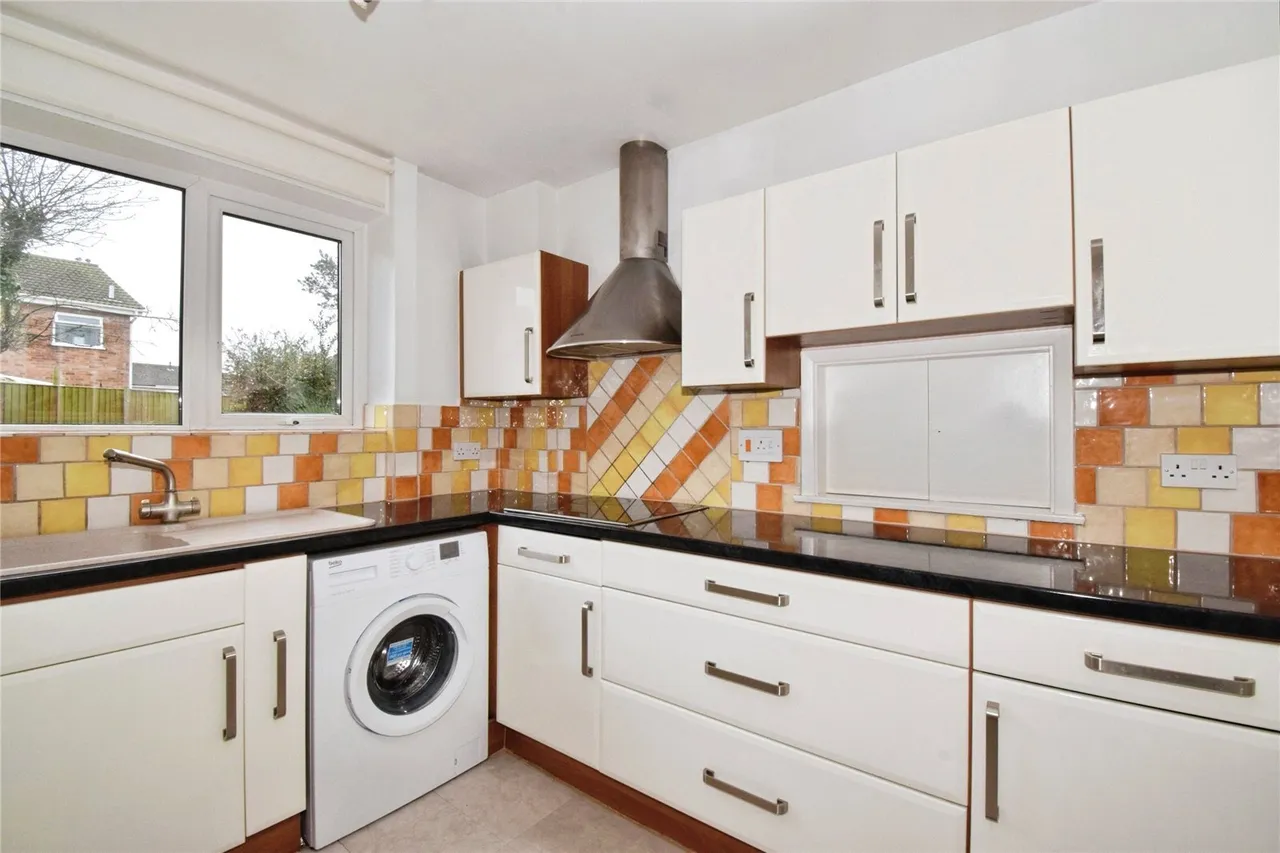 Hampton Close, Wigston, LE18, photo 3