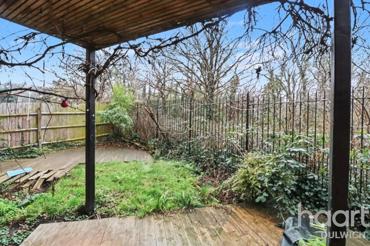 Highwood Close, London, SE22, photo 4