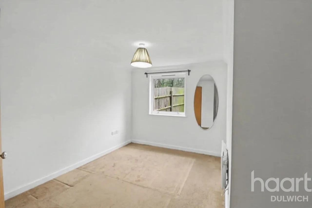 Highwood Close, London, SE22, photo 7