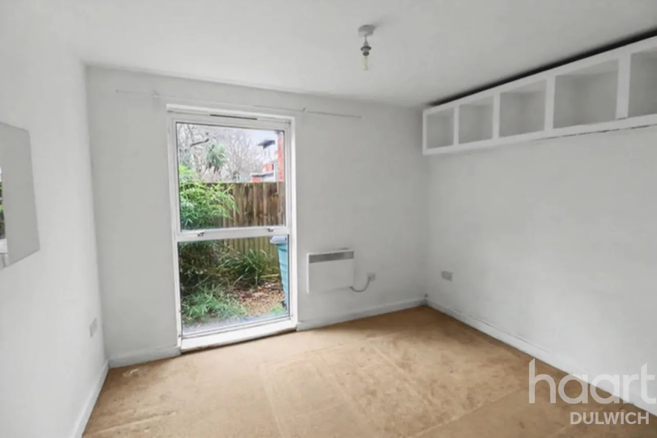 Highwood Close, London, SE22, photo 6