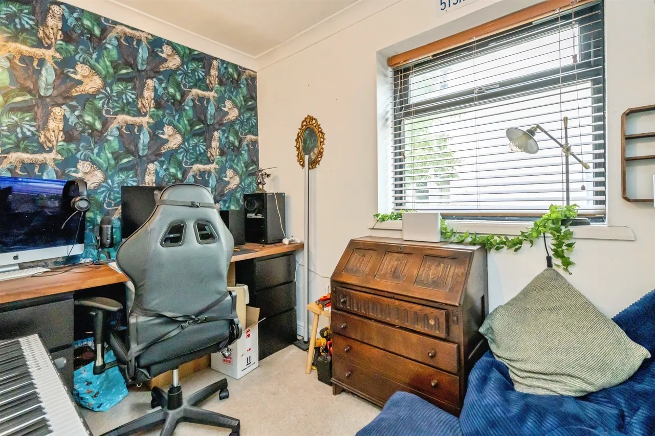 Hawthorn Road, Bognor Regis, PO21, photo 8