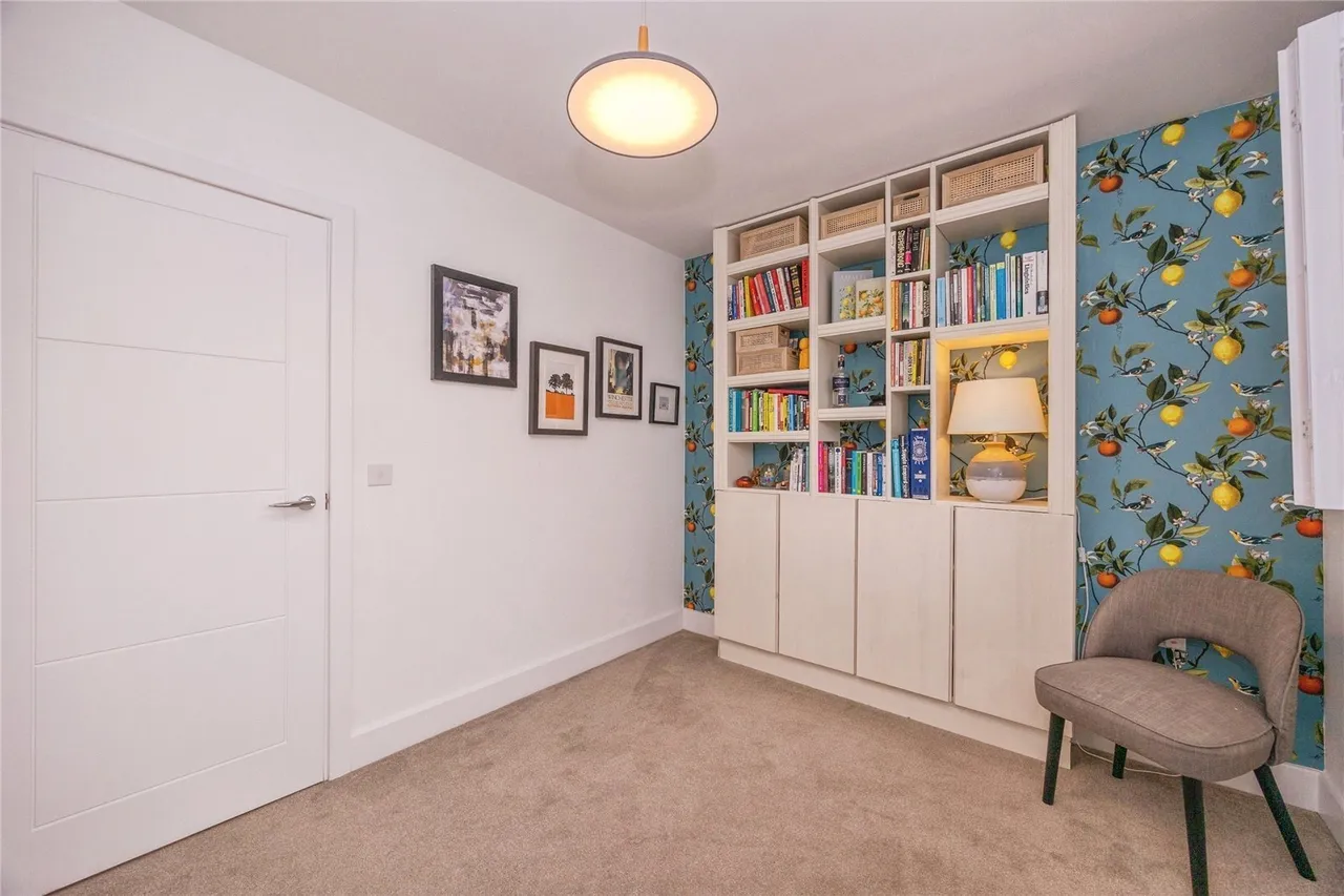 Clements Grove, Waterlooville, PO8, photo 7