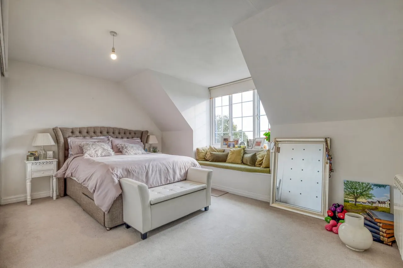 Farley Lane, Romsley, B62, photo 4