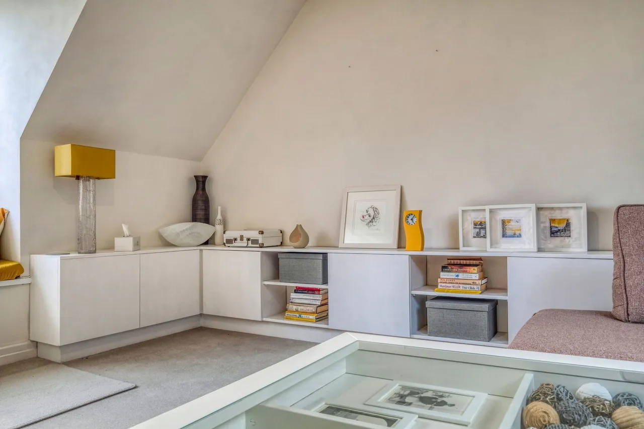 Farley Lane, Romsley, B62, photo 3