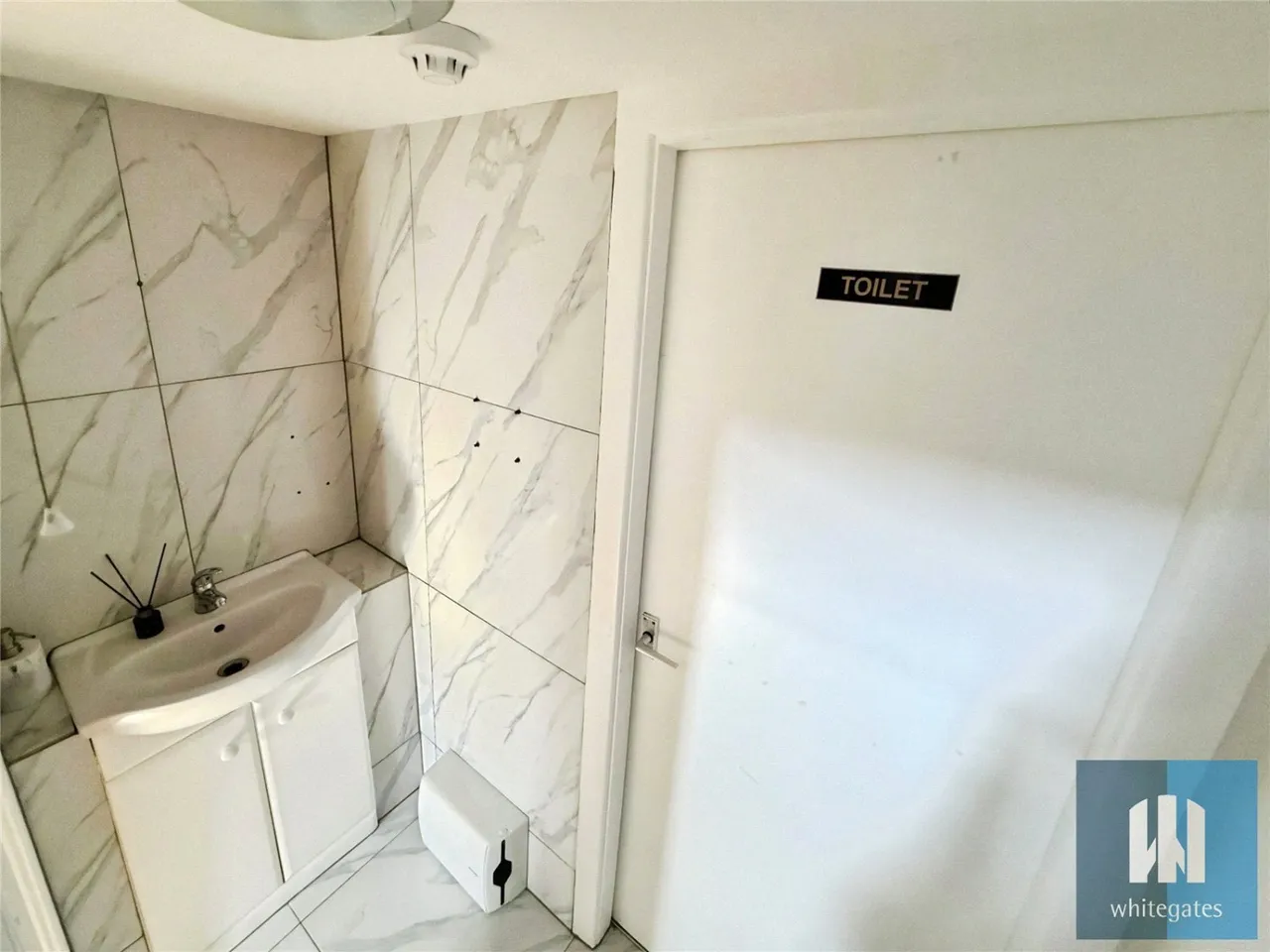 St Peters Chambers, Southgate, HD1, photo 15