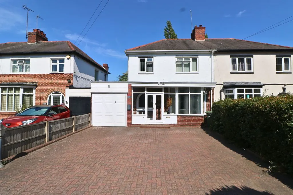 3 bed house for sale, Birmingham Road, Walsall, WS5