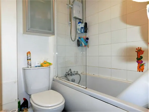 Chartwell Close, Greenford, London, Middlesex, UB6 8LP, photo 5
